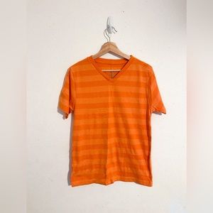 Lee Orange Striped Tee Shirt Men’s Size Small Short Sleeves V-Neck Stretch